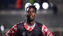 bong-da-anh-7-1-mu-tang-luong-cao-chot-vot-giu-chan-pogba