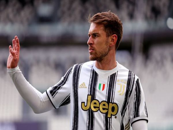 Tin bóng đá chiều 6/1: Juventus xác nhận chia tay Ramsey