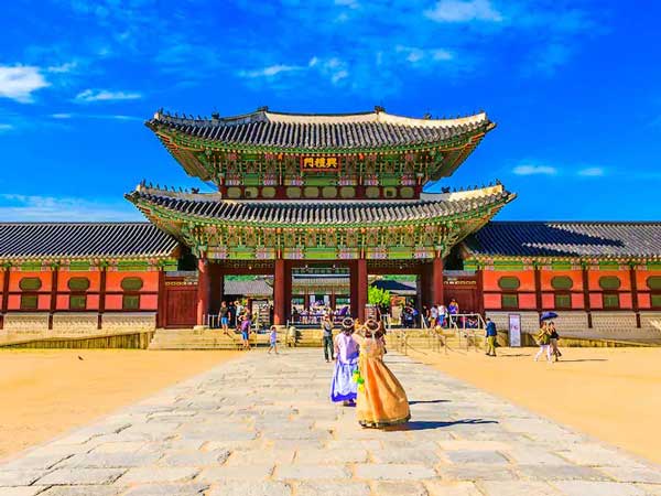 Du lịch Hàn Quốc vào mùa hè là đẹp nhất trong năm