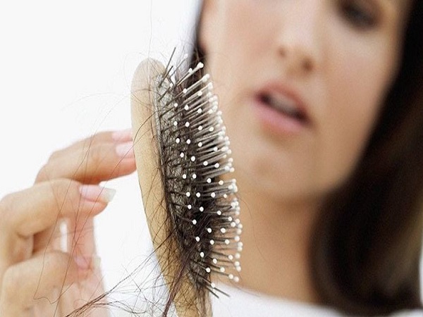 Nguyên nhân khiến tóc rụng nhiều