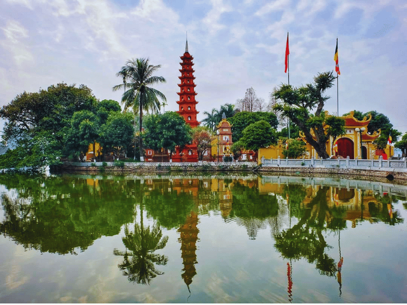nhung-ngoi-chua-mien-bac-linh-ung-2