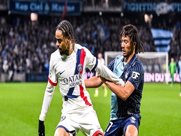PSG tạo lợi thế lớn trong cuộc đua vô địch