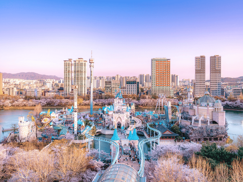Lotte-World-hay-Everland-2